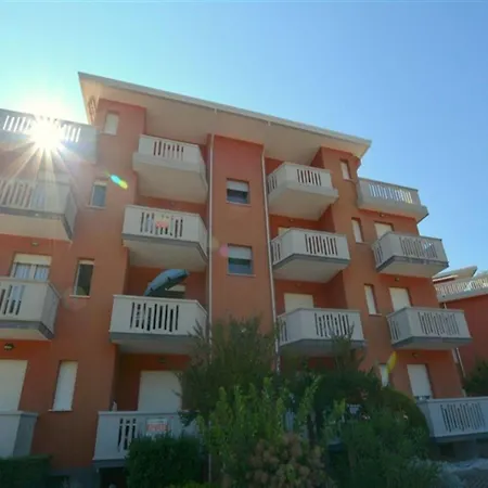 Near The With Parking Apartment Lignano Sabbiadoro